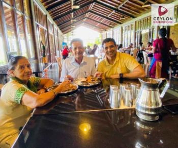 family-in-the-restaurant-ceylon-expeditions